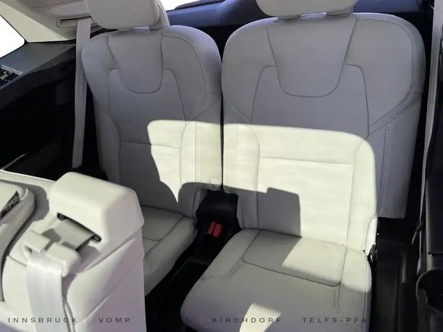 Volvo XC90 B5 AWD Mild Hybrid Ultimate Bright Ansicht 19