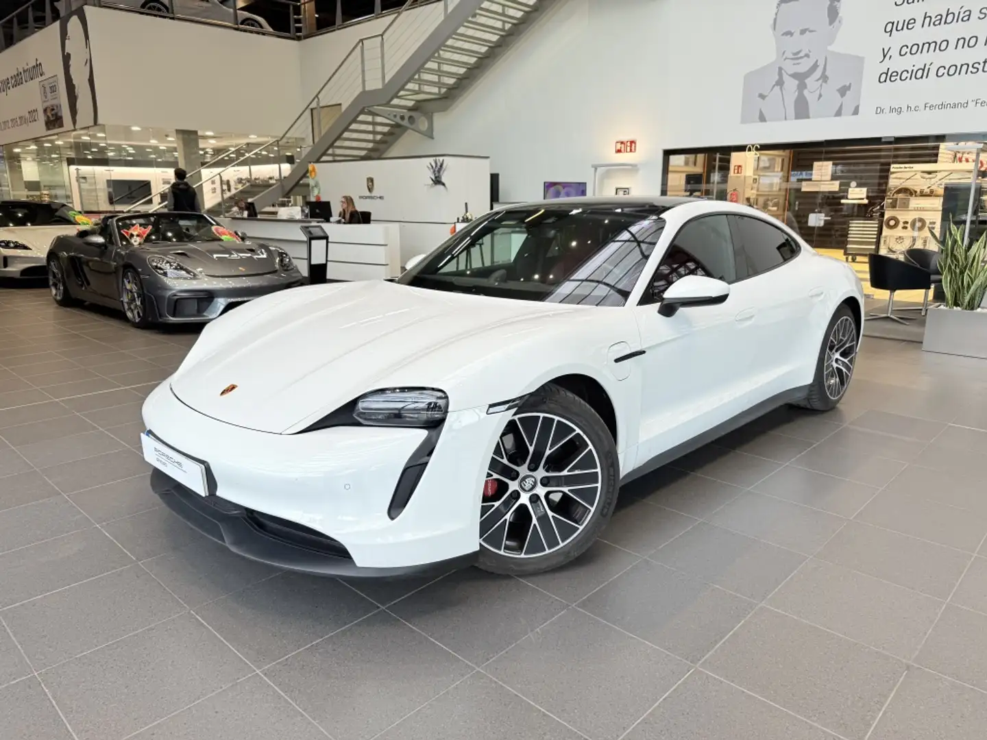 Porsche Taycan White - 1