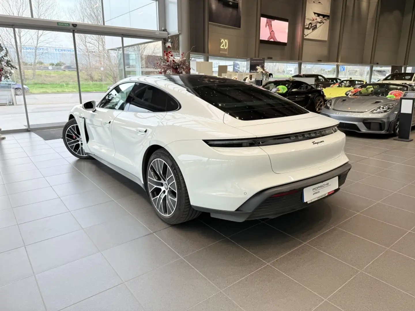 Porsche Taycan White - 2