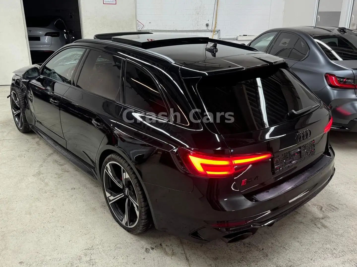 Audi RS4 2.9 TFSI quattro*ACC*Pano*Head-Up*B&O*Matrix Schwarz - 1