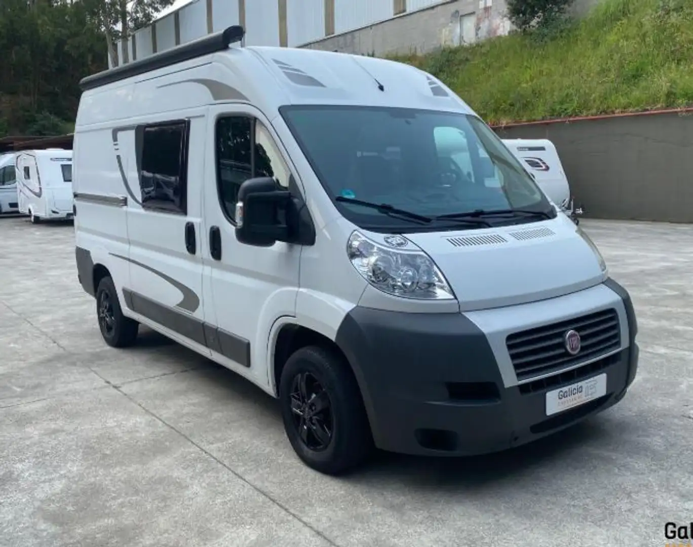 Fiat Ducato FIAT Industrial Manual de 5 Puertas - 1