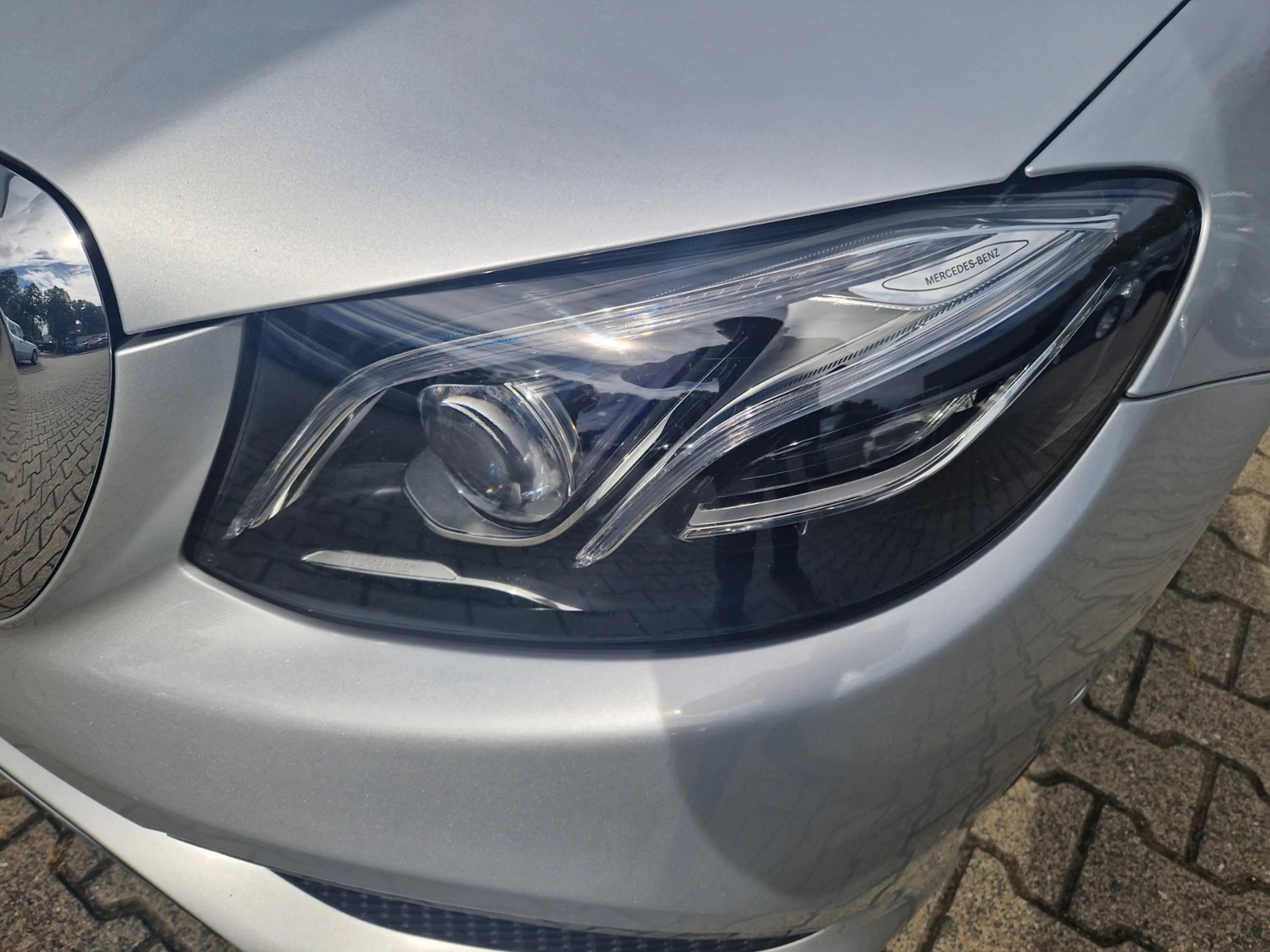 Mercedes-Benz E 220 E220d Exclusive*Pano* — photo 10