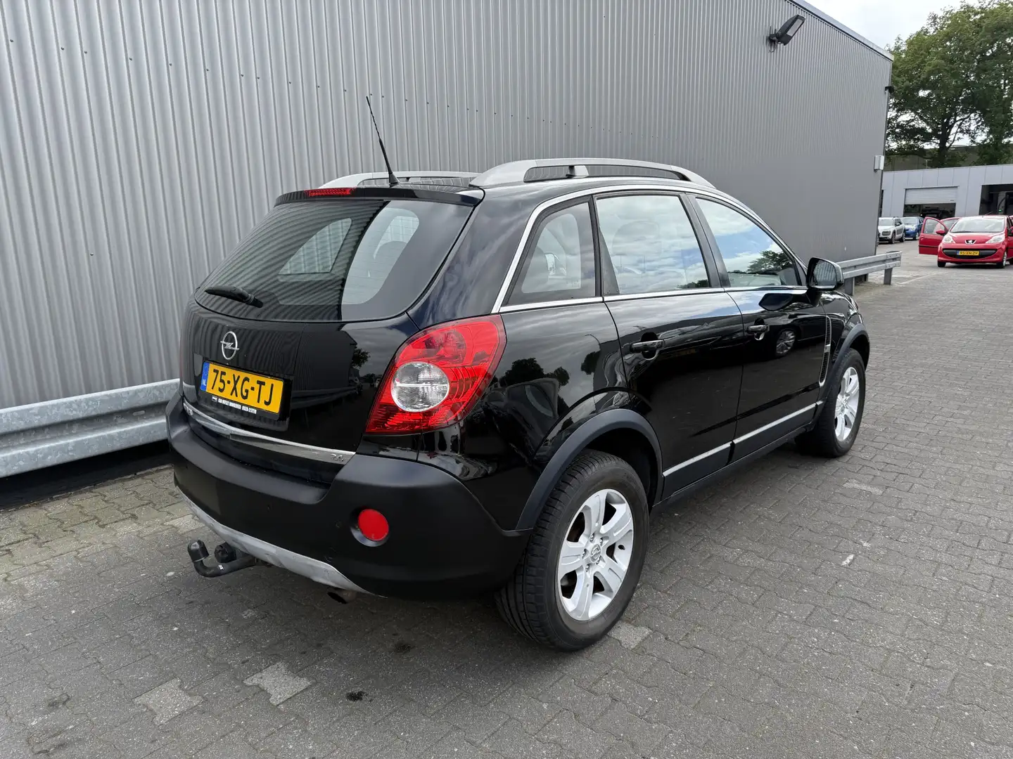 Opel Antara 2.4-16V Enjoy A/C, Navi, CC, PDC v/a, LM, Trekh, n Zwart - 2