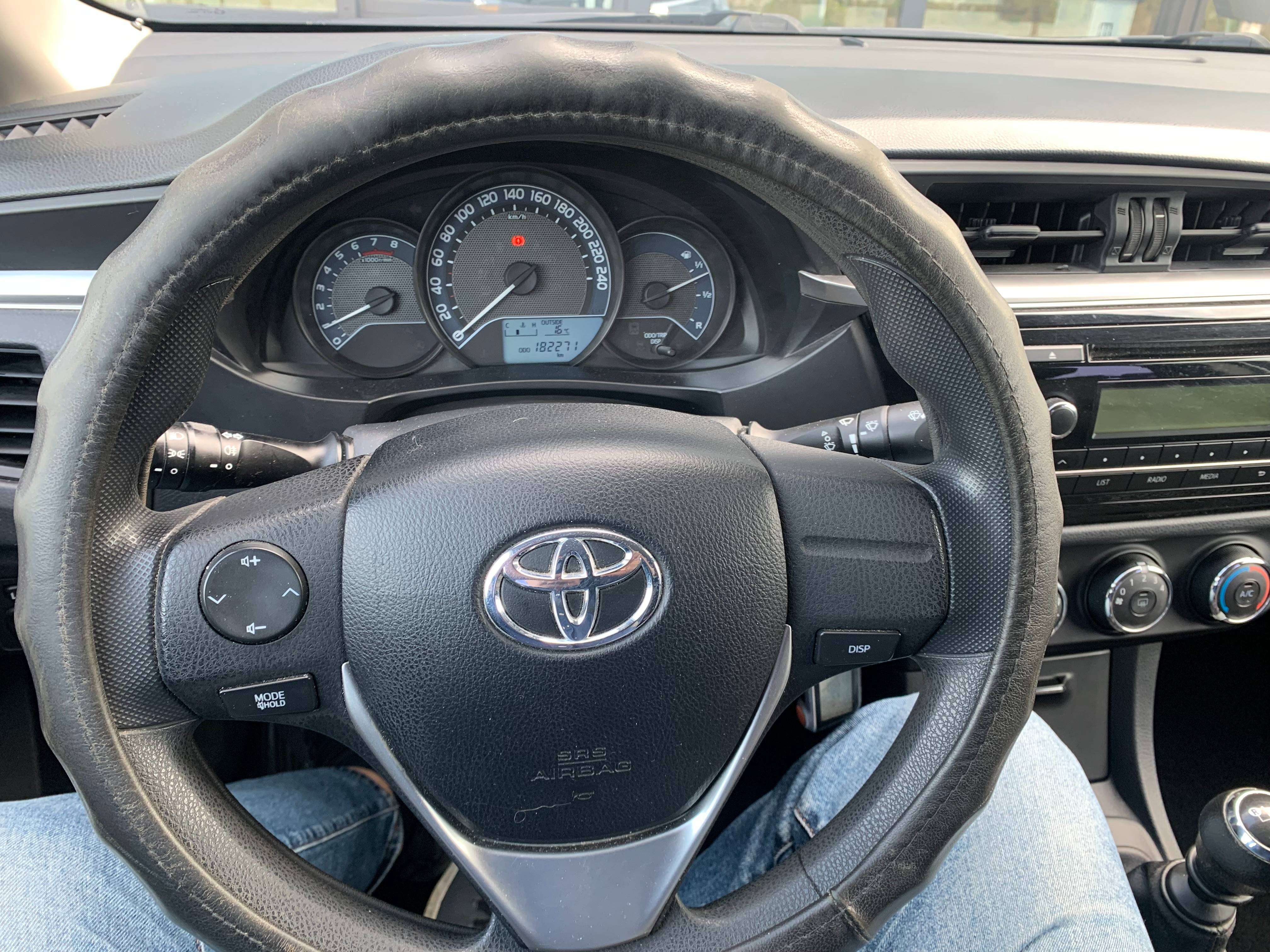 2016 Toyota COROLLA