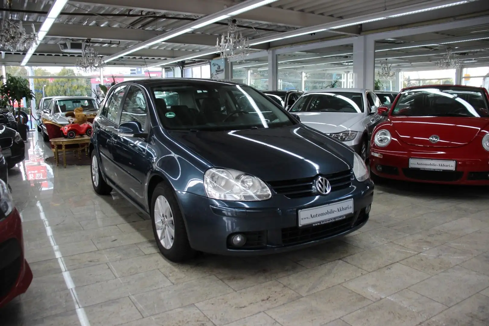 Volkswagen Golf V Lim. Tour Blau - 2