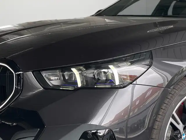 BMW M view 5