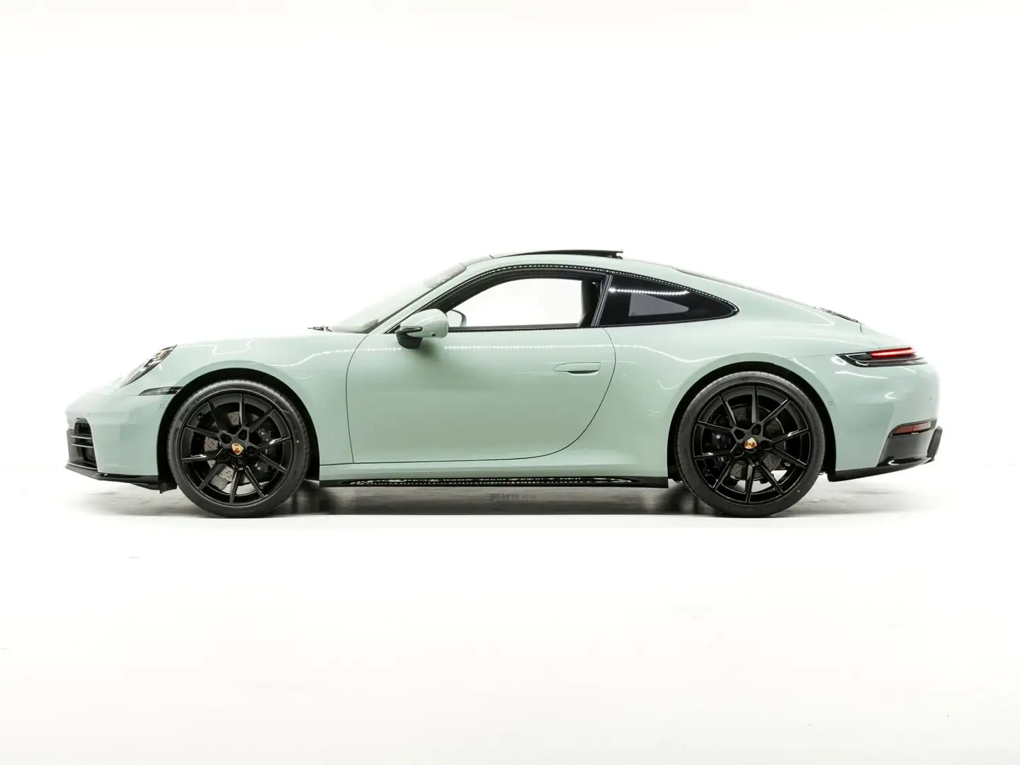 Porsche 992 Carrera Groen - 2