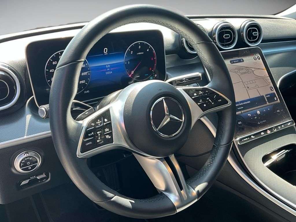 Mercedes-Benz C 220