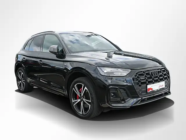 Audi Q5 view 3