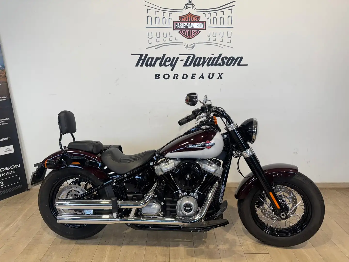 Harley-Davidson Softail Slim Rouge - 1