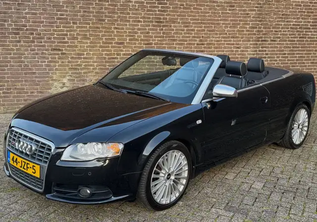 Audi A4 Cabriolet 4.2 V8 S4 Quattro Automaat Leder Carplay