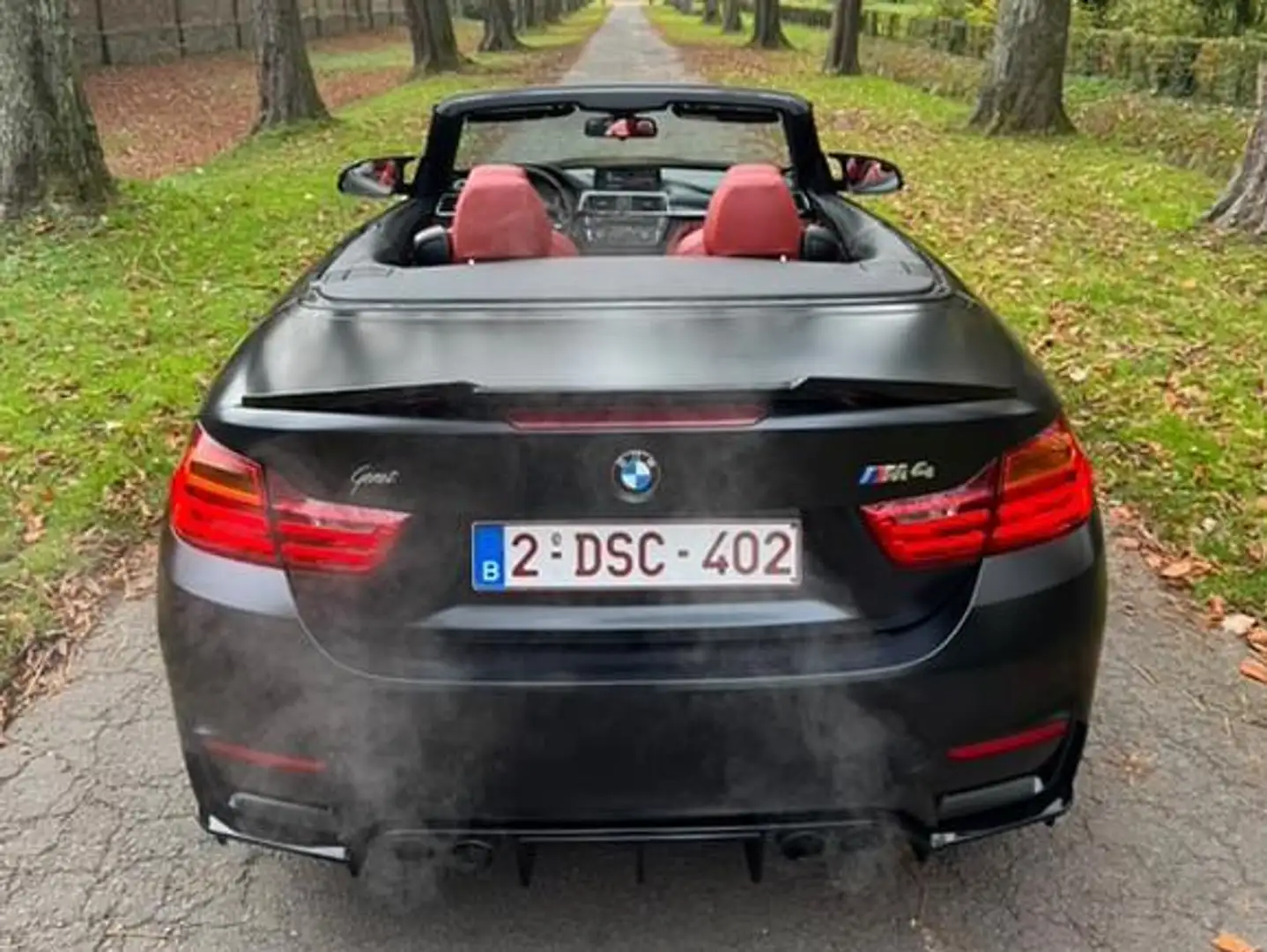 BMW M4 F83 Noir - 1
