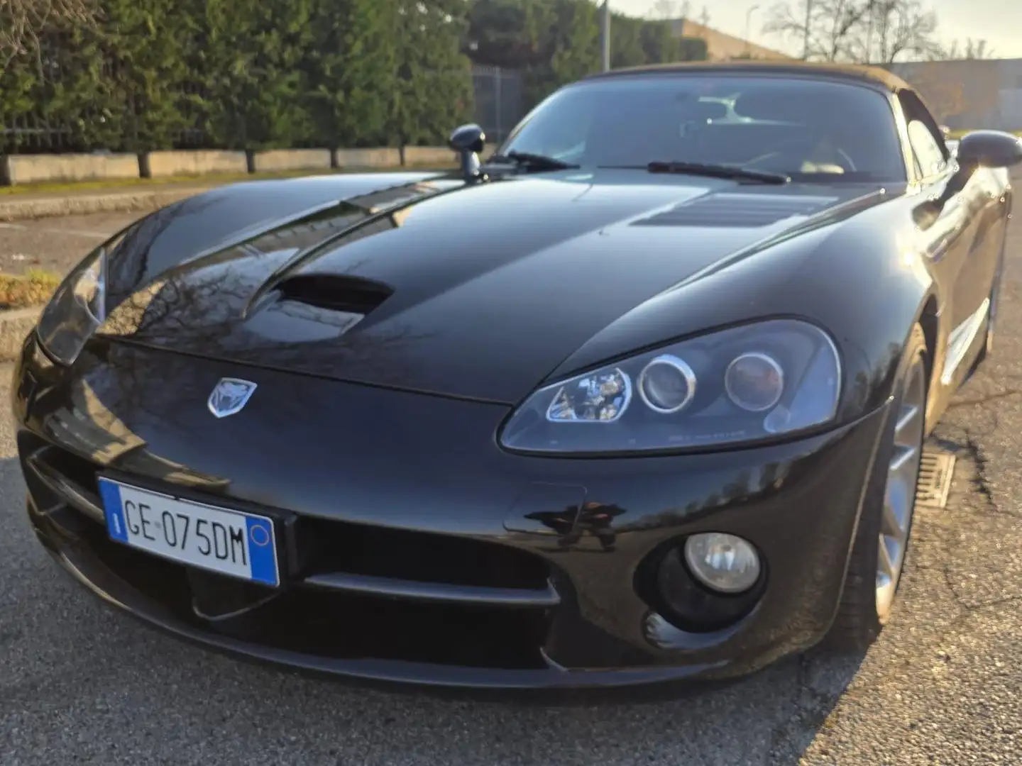 Dodge Viper Viper 8.3 SRT-10 crna - 1