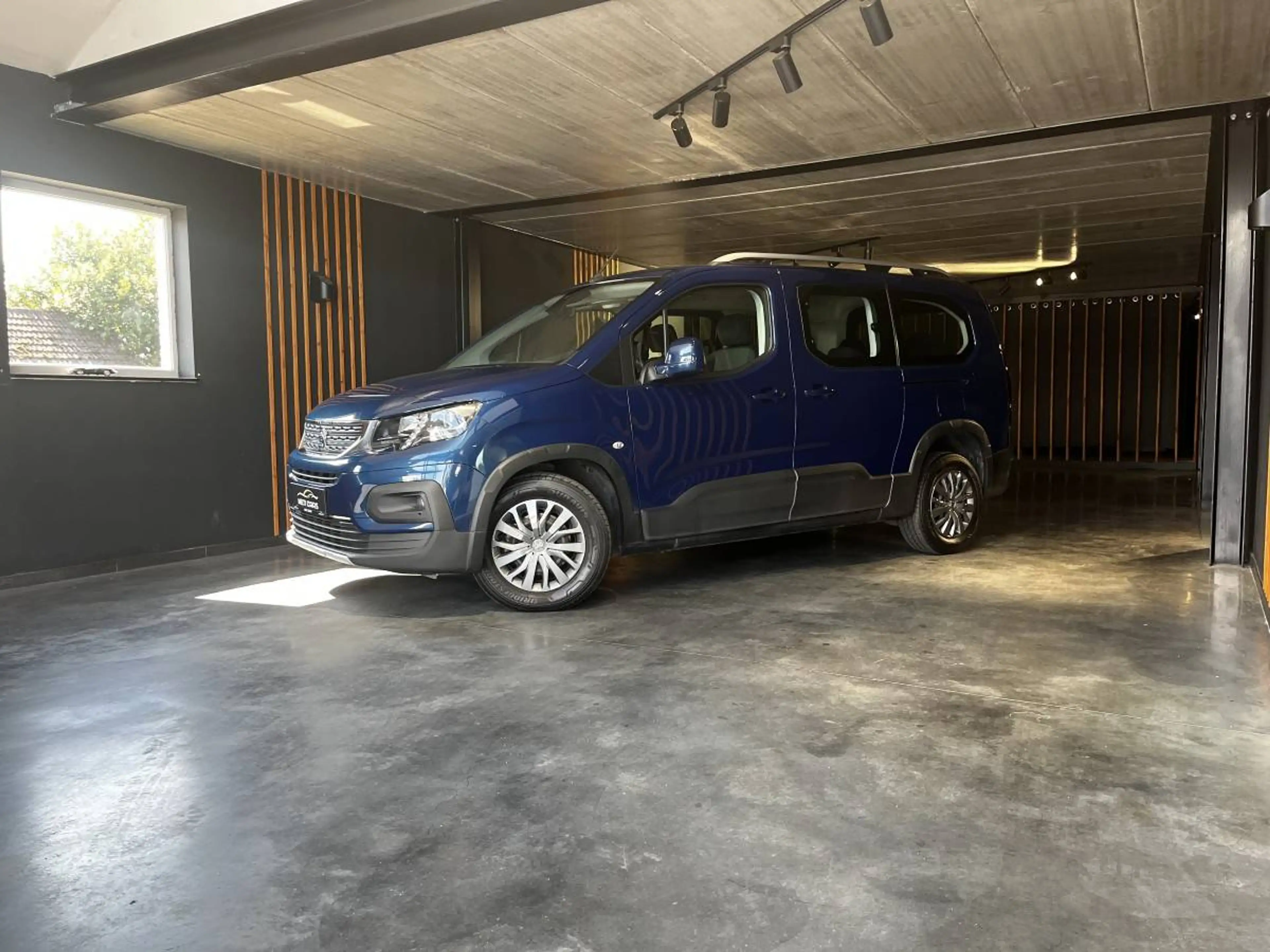 Peugeot Rifter 1.2 PureTech Long Active | 7pl. | Camera | Bt | ... — photo 2