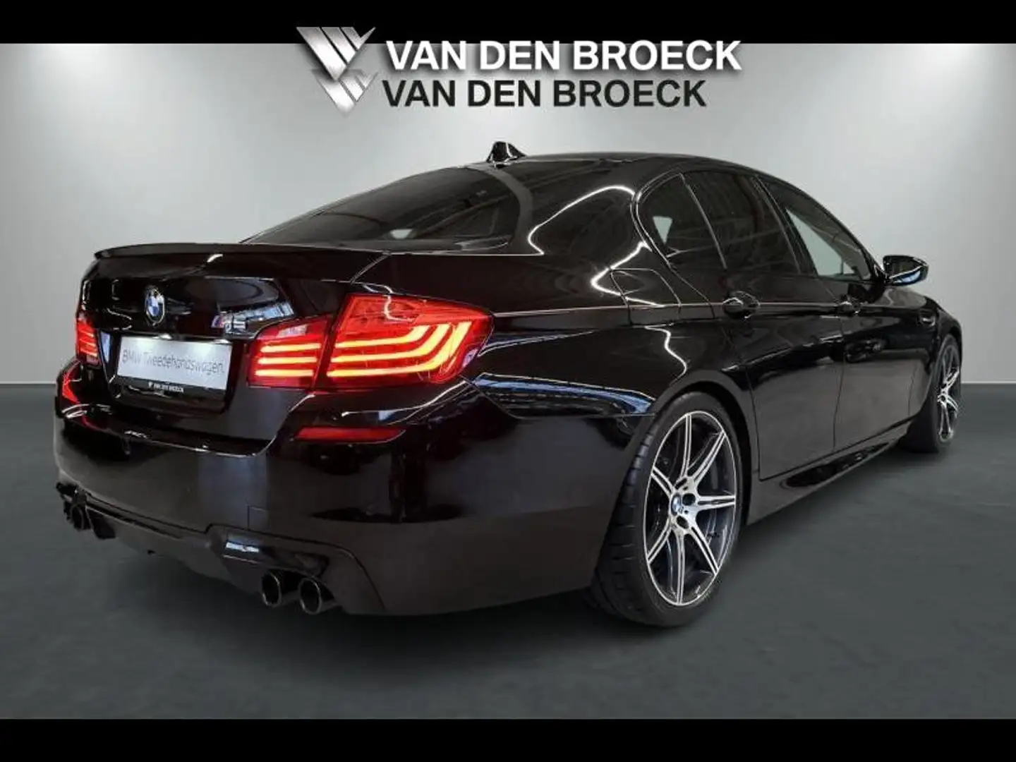 BMW M5 M5 FULL individual collector - Fekete - 2