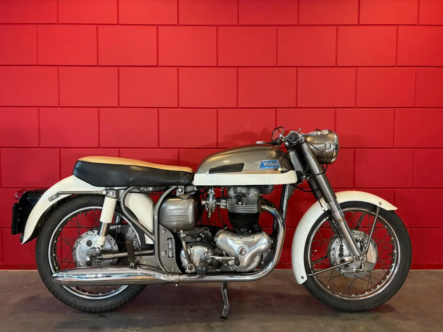 Norton Dominator 99 - 1