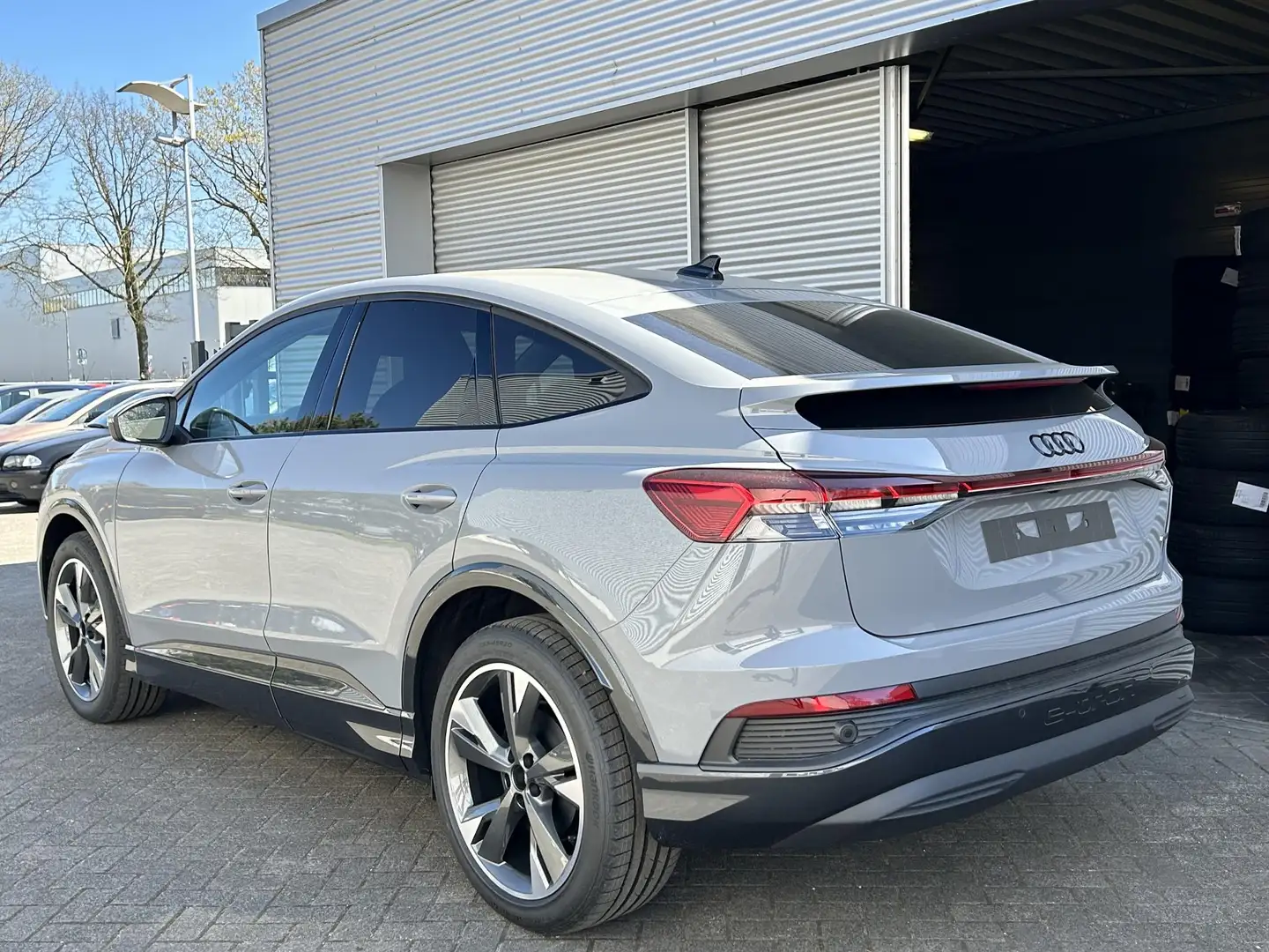 Audi Q4 e-tron Sportback Advanced edition e-tron 45 82 kWh 210 kW Grigio - 2