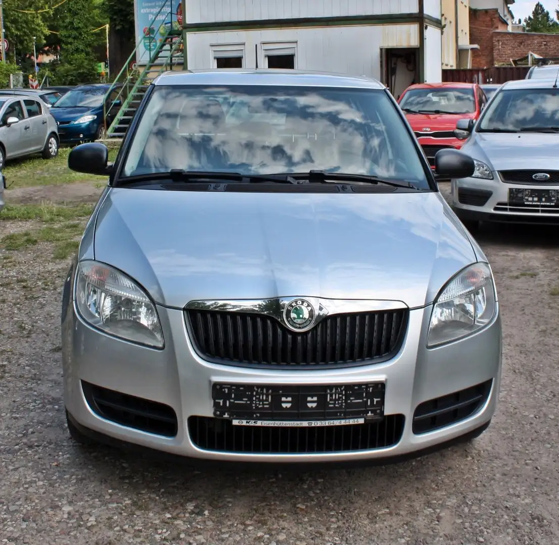 Skoda Fabia Cool Edition / TÜV/AU 05/2027 Silber - 2