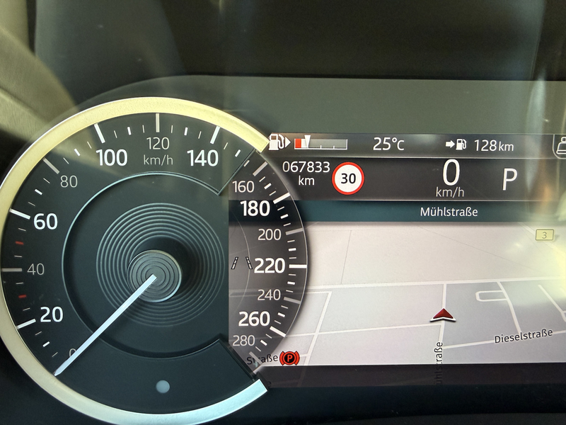Jaguar XE R-Dynamic Black Navi Kamera LED EGSHD SHA Temp Alu — photo 6