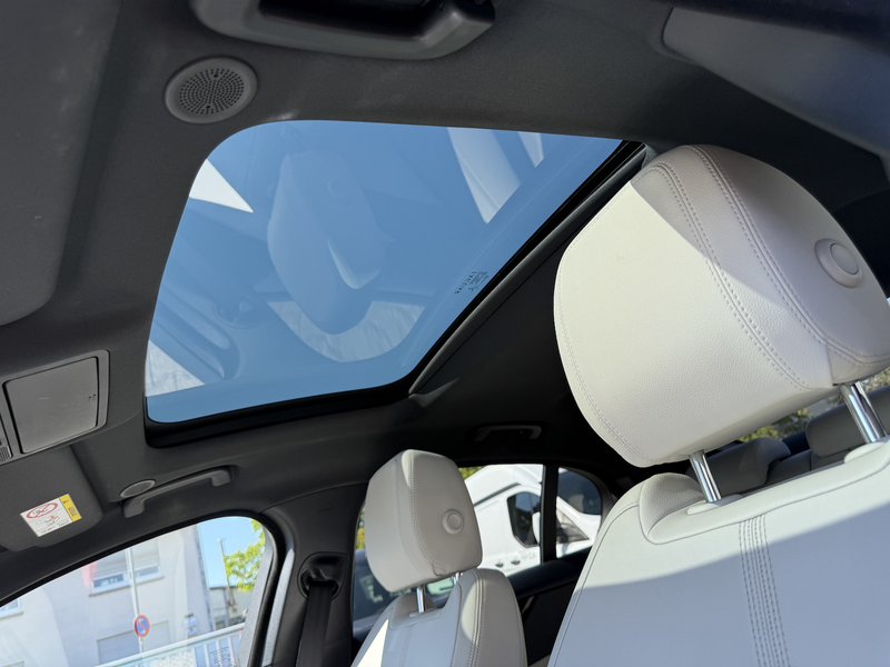 Jaguar XE R-Dynamic Black Navi Kamera LED EGSHD SHA Temp Alu — photo 14