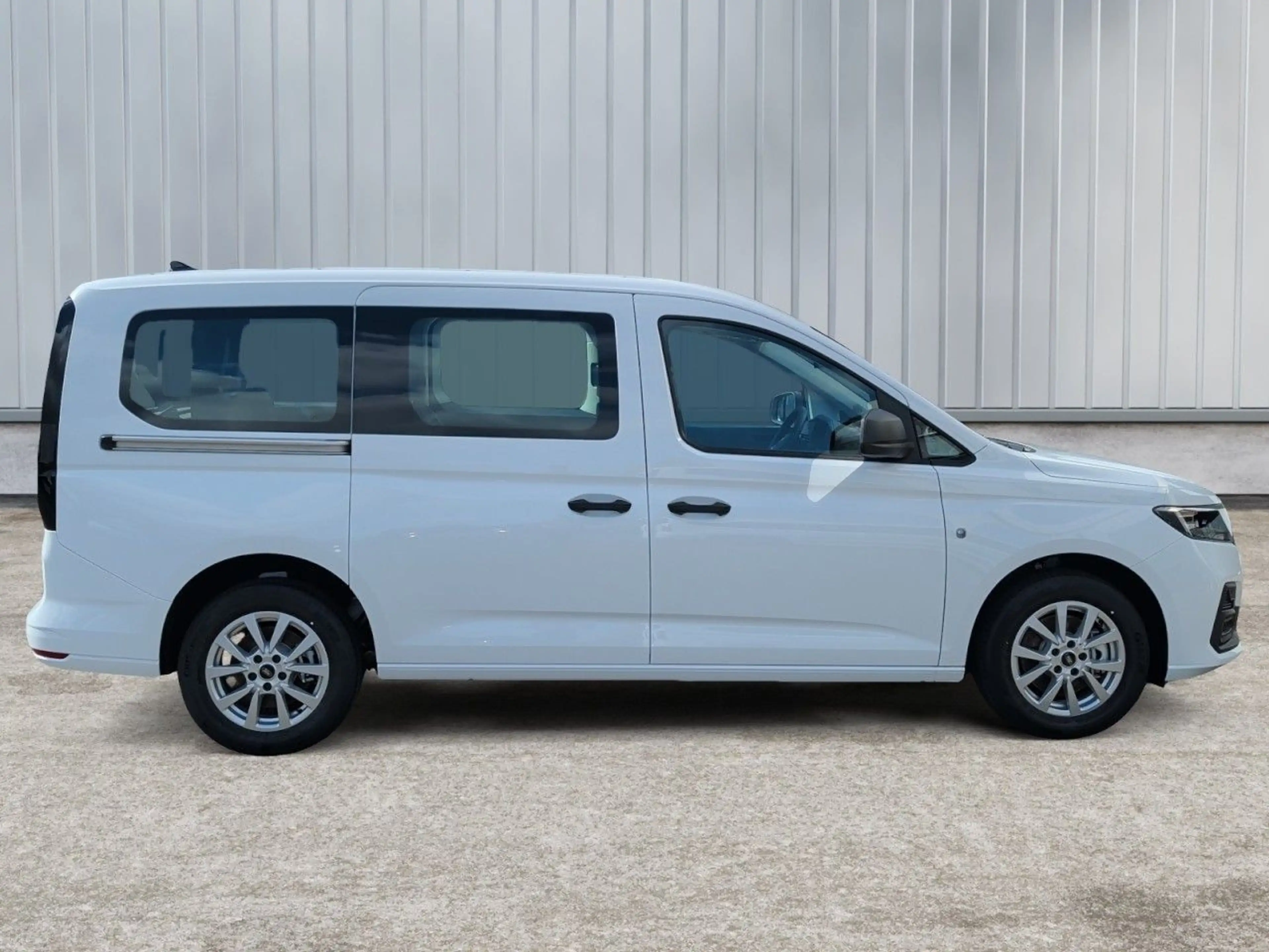 Ford Tourneo Connect Trend L2 1.5 EB AHK+Standheizung — photo 8