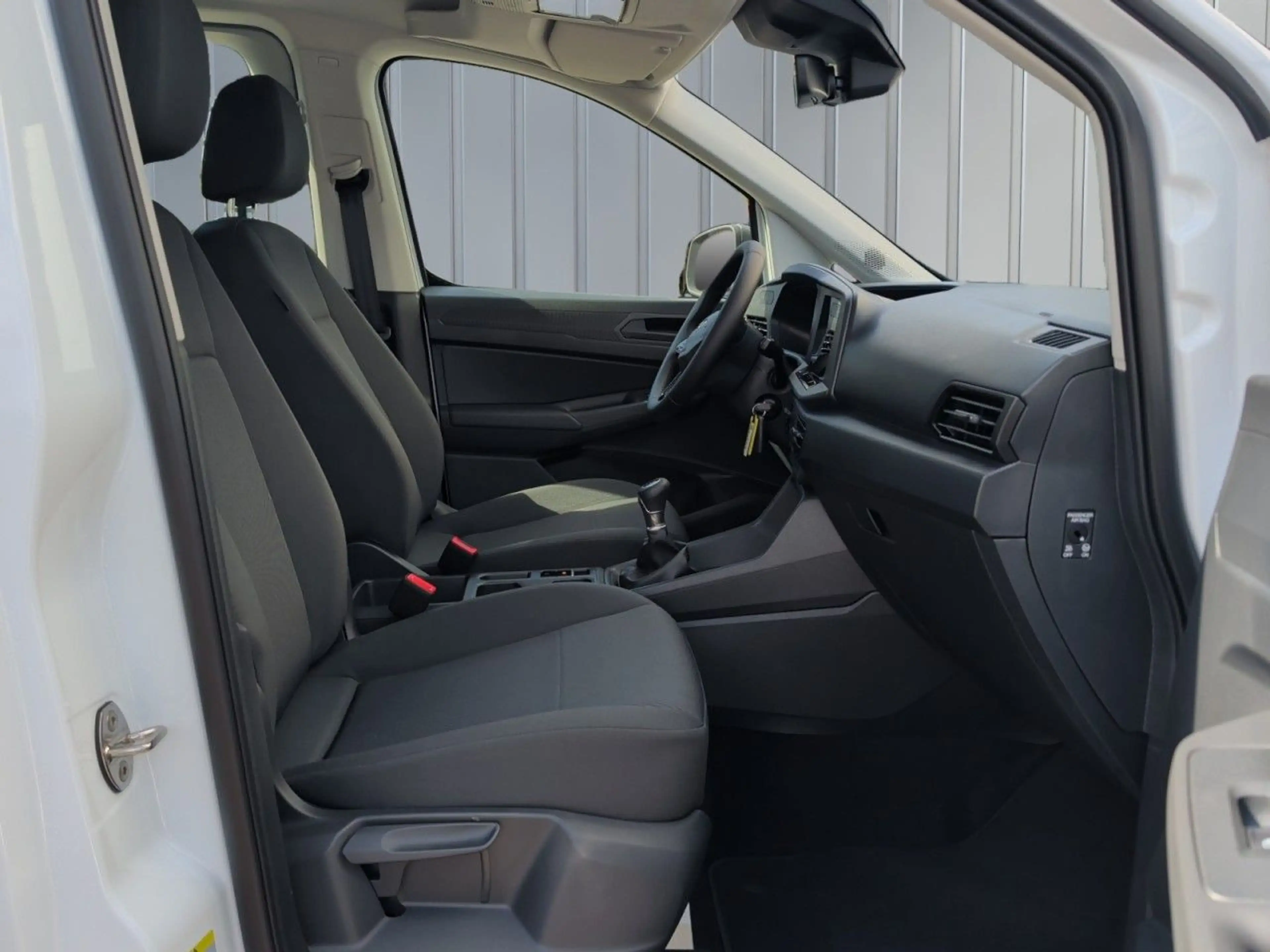 Ford Tourneo Connect Trend L2 1.5 EB AHK+Standheizung — photo 12
