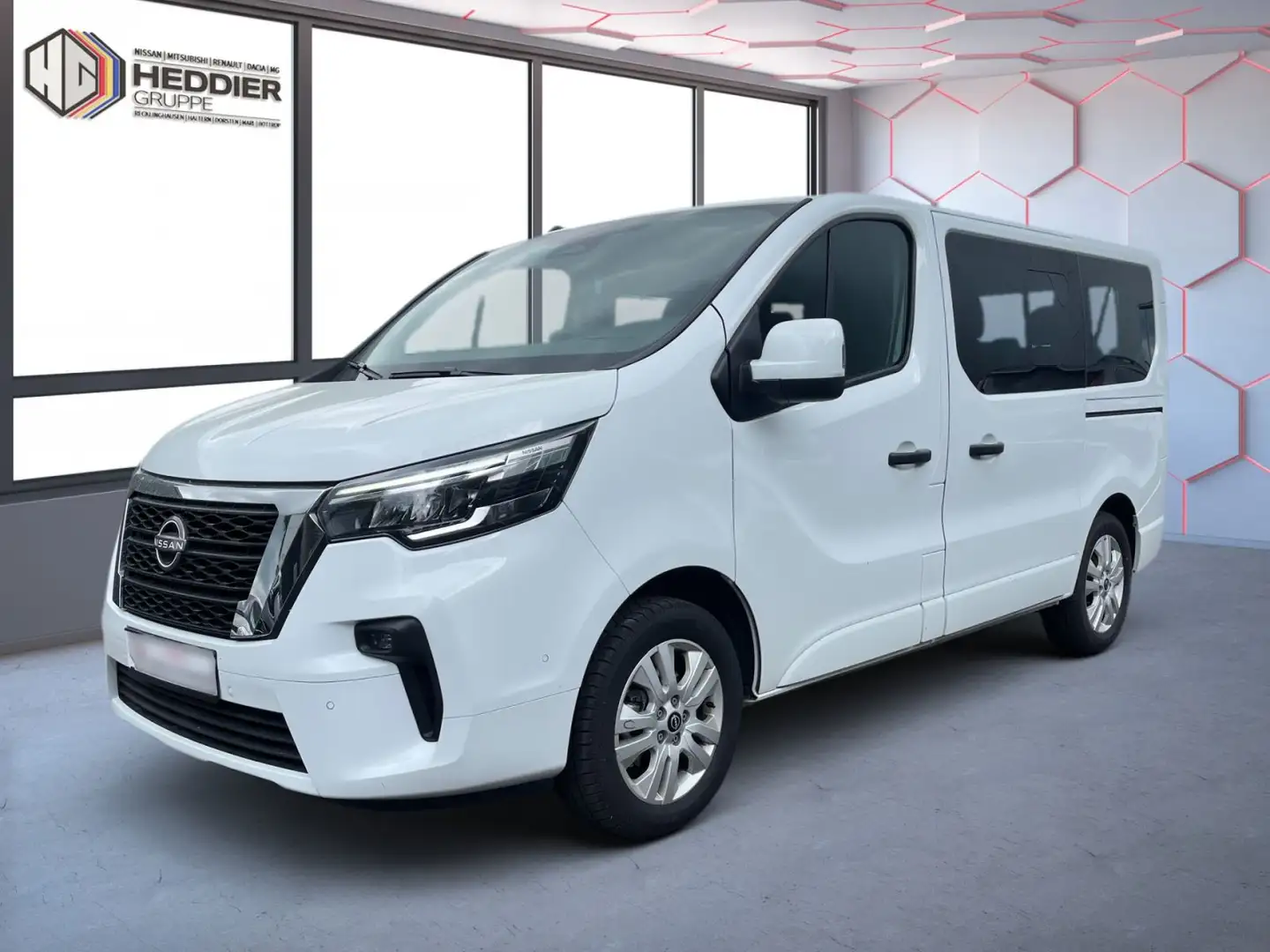 Nissan Primastar Kombi L1H1 2,8t Tekna 8 SITZER BEIFAHR White - 1