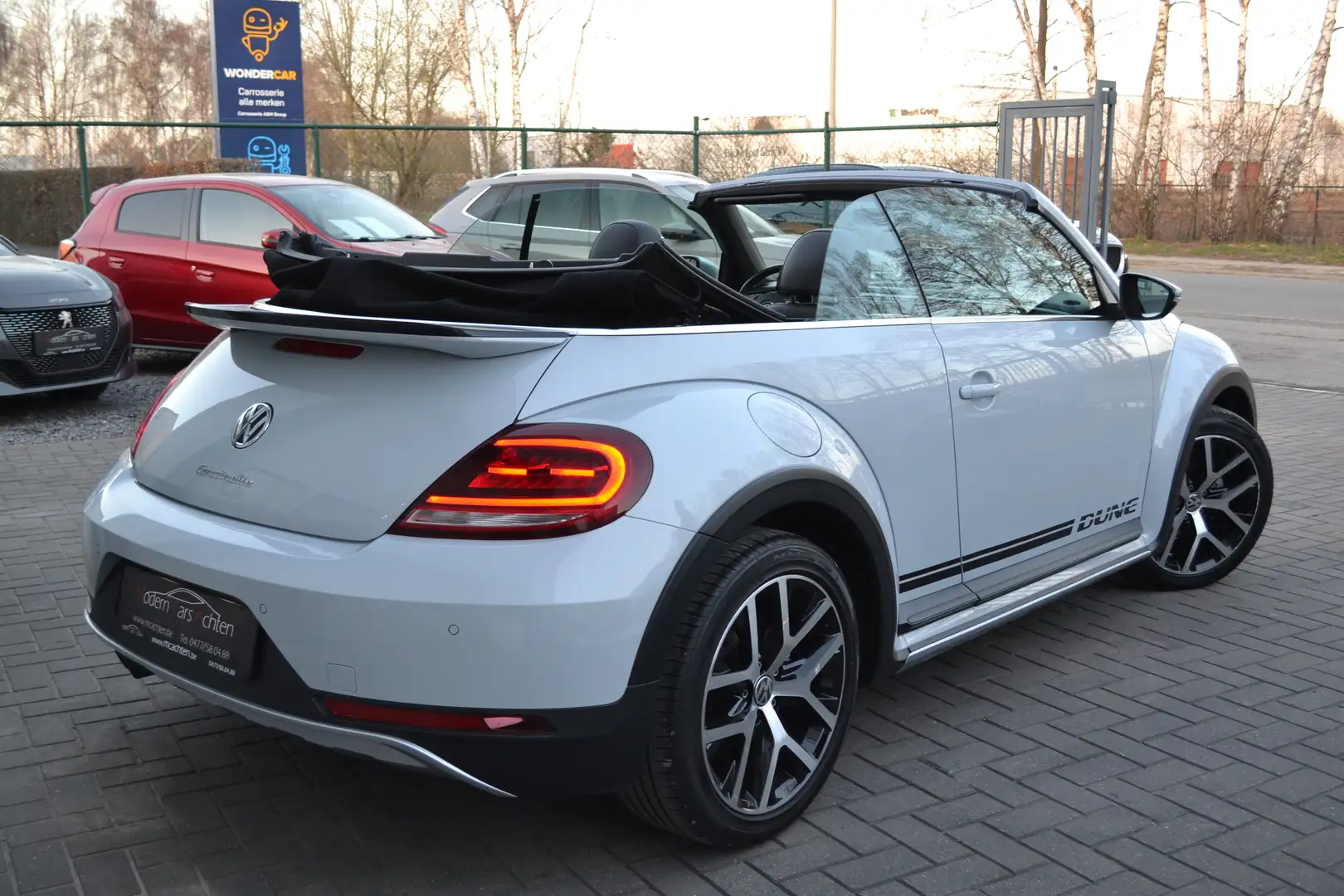 Volkswagen Beetle Beetle Cabriolet 2.0 CR TDi Dune DSG Blanco - 2