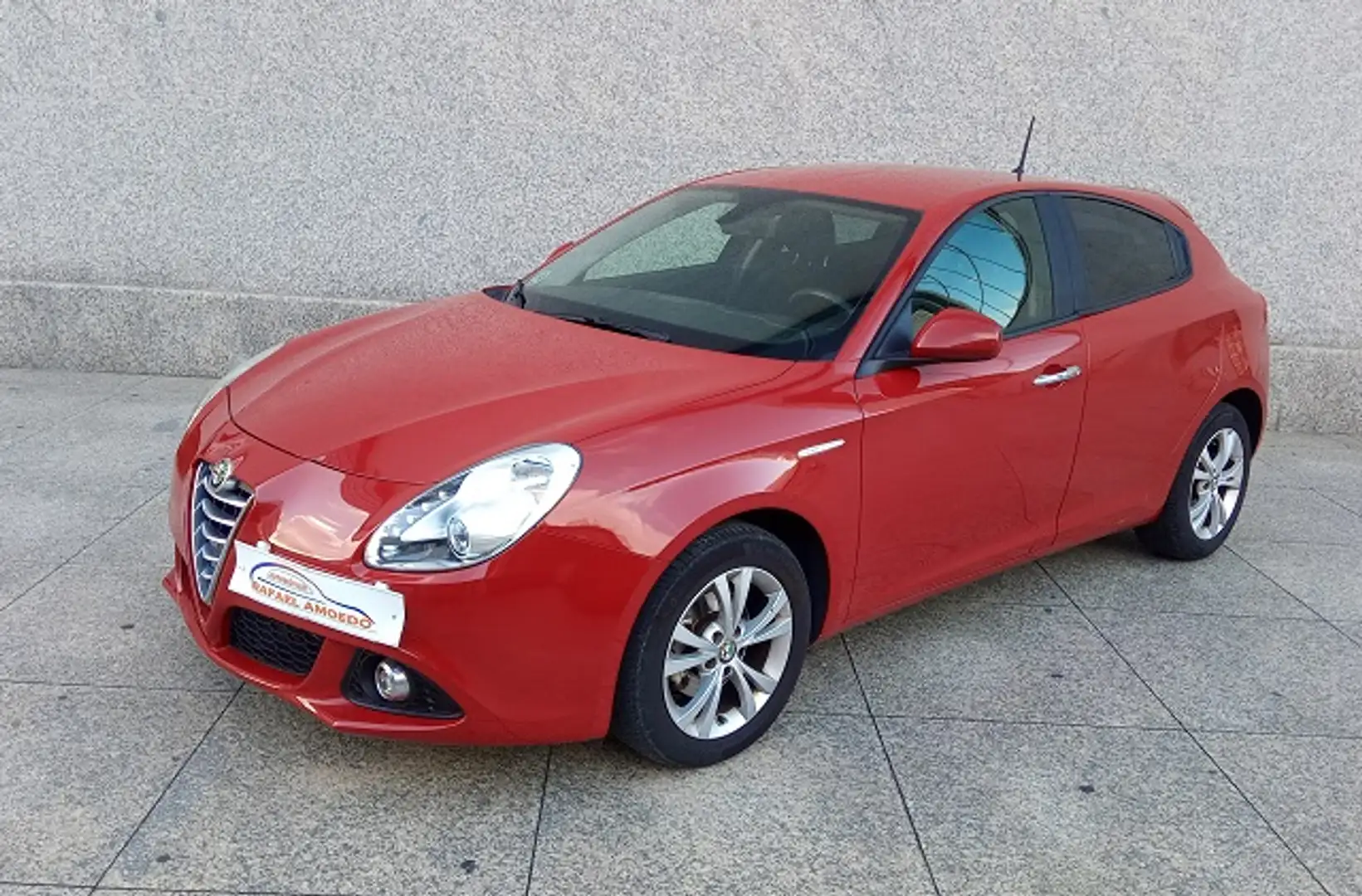 Alfa Romeo Giulietta 1.6JTDm Super Rouge - 1