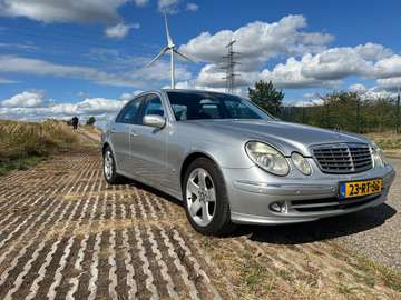 Mercedes benz E280  w211 Sedan Avantgarde 6 cilind