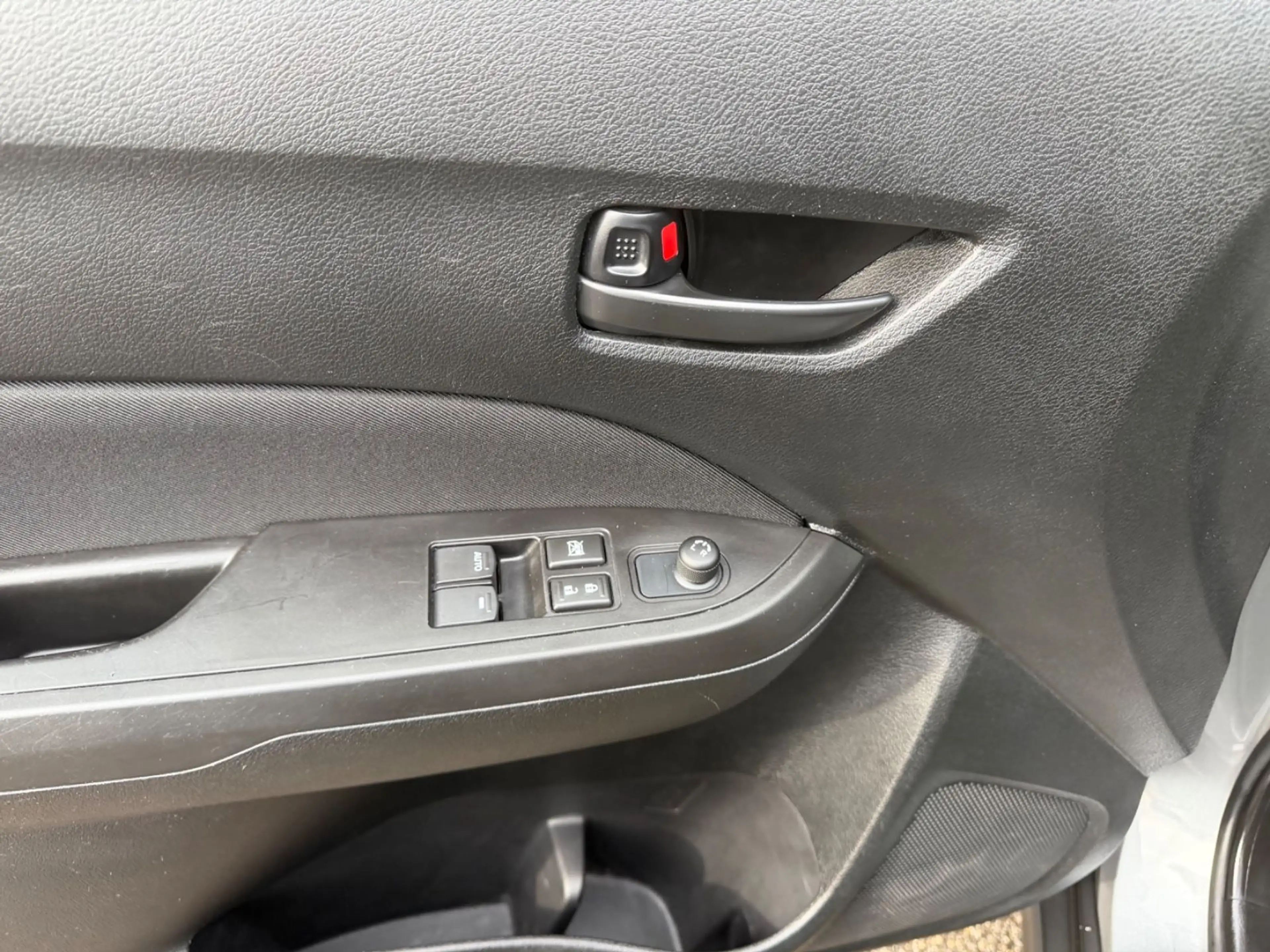 Suzuki Vitara 1.6 Allgrip 4WD~Klima~Radio~Blueth~ — photo 14