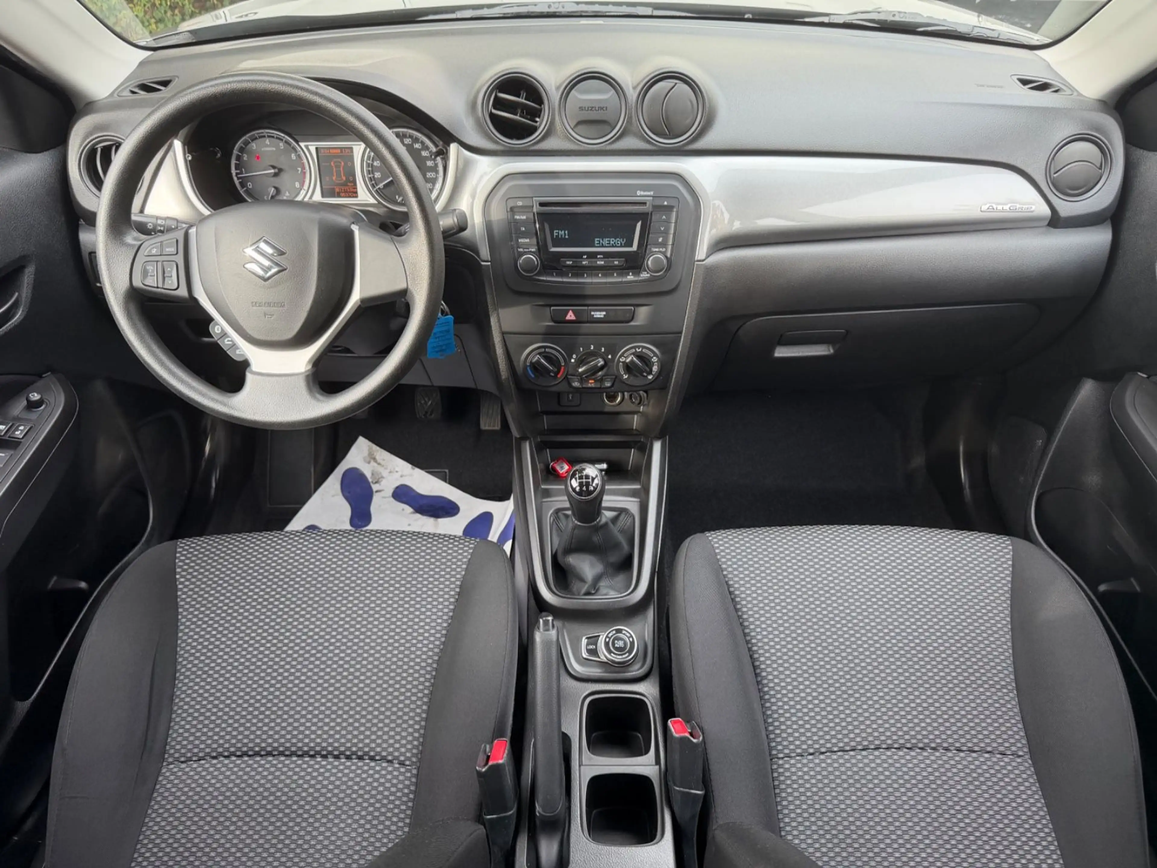 Suzuki Vitara 1.6 Allgrip 4WD~Klima~Radio~Blueth~ — photo 13