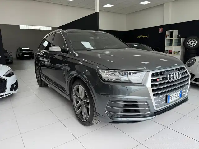 Audi SQ7 Q7 II 2016 4.0 V8 tdi quattro tiptronic
