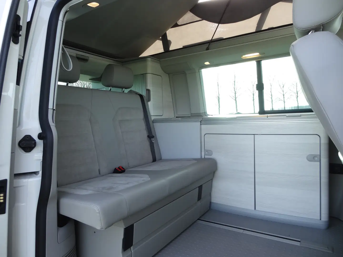 Volkswagen T6 California Coast Weiß - 2