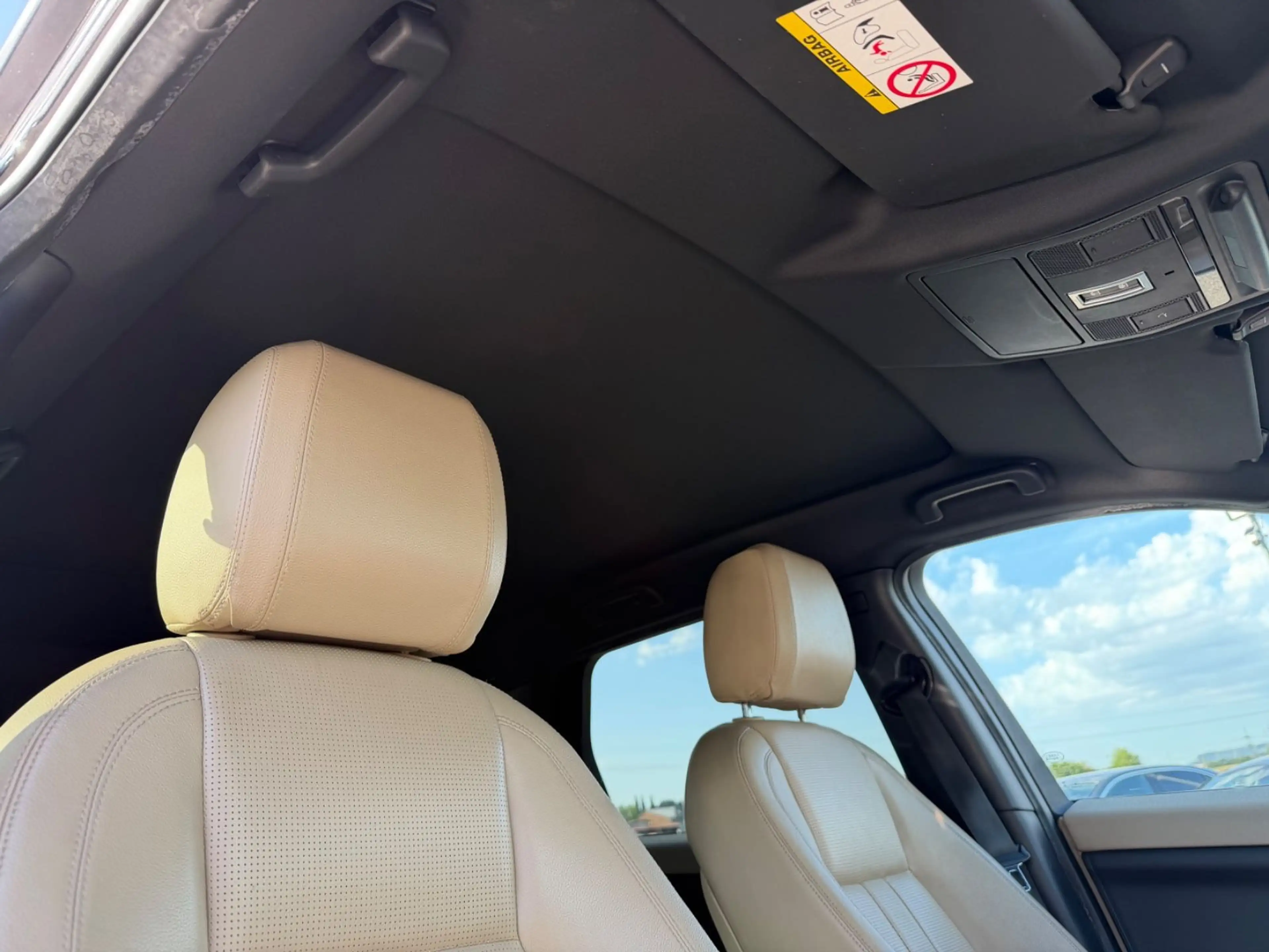 Land Rover Discovery Sport HSE 7-sitzer Leder LED AHK Kamer — photo 8