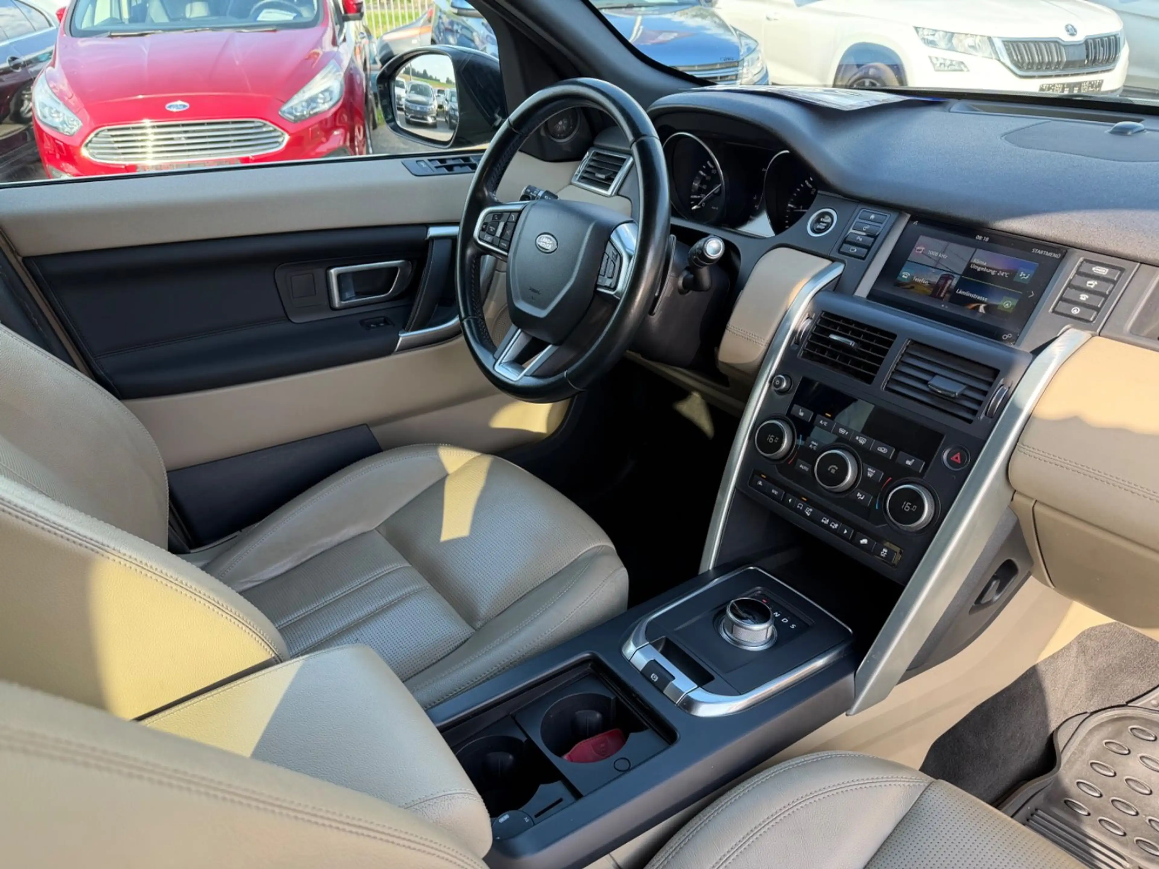 Land Rover Discovery Sport HSE 7-sitzer Leder LED AHK Kamer — photo 10
