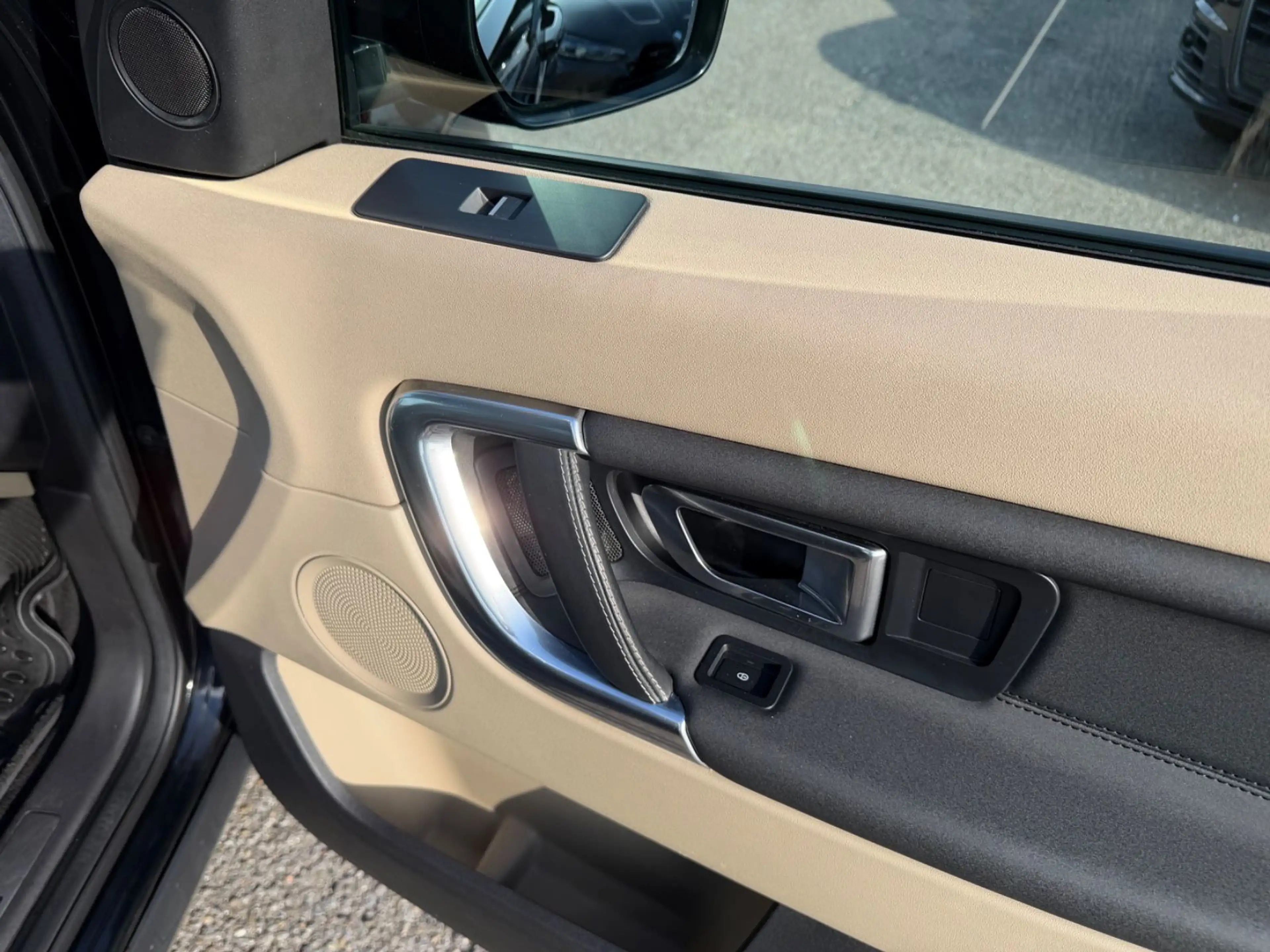 Land Rover Discovery Sport HSE 7-sitzer Leder LED AHK Kamer — photo 5