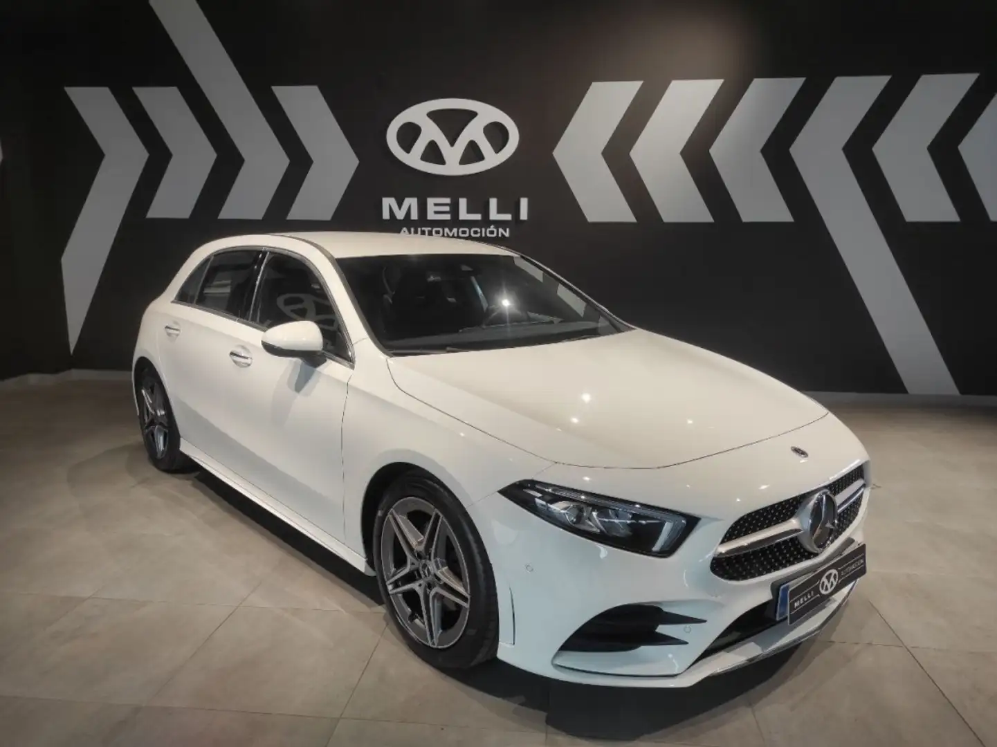 Mercedes-Benz A 200 7G-DCT - 2