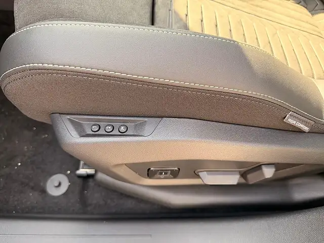 Peugeot 3008 GT Elektro 210 73kWh Ansicht 13