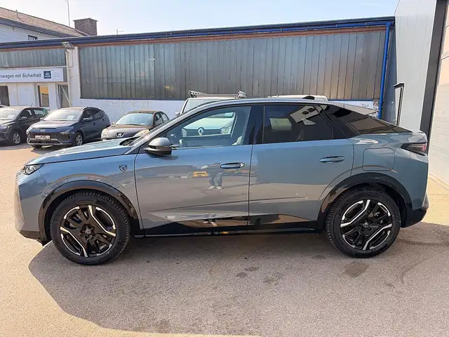 Peugeot 3008 GT Elektro 210 73kWh Ansicht 3