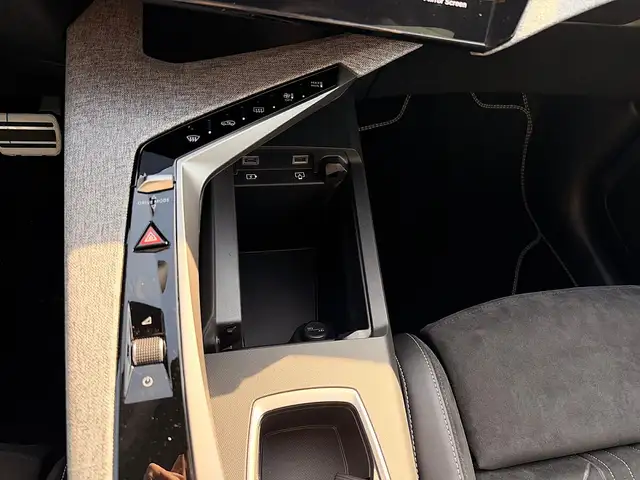 Peugeot 3008 GT Elektro 210 73kWh Ansicht 18