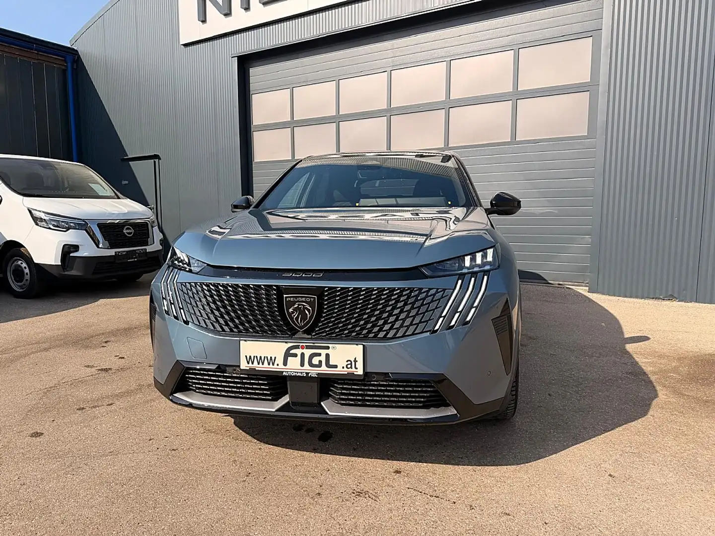Peugeot 3008 GT Elektro 210 73kWh Blau - 2