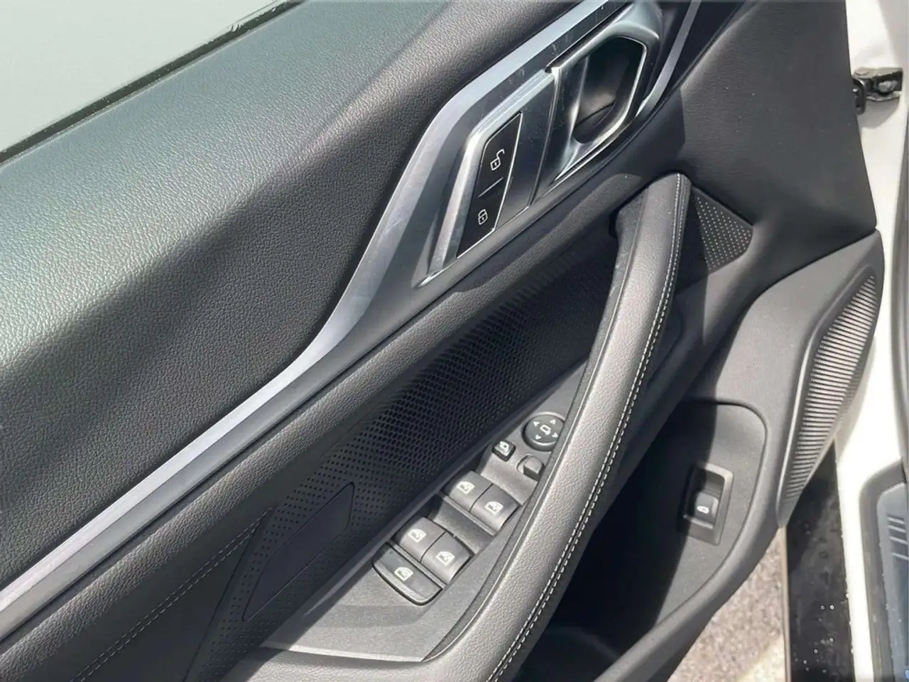 BMW i4 2026 — фото 11