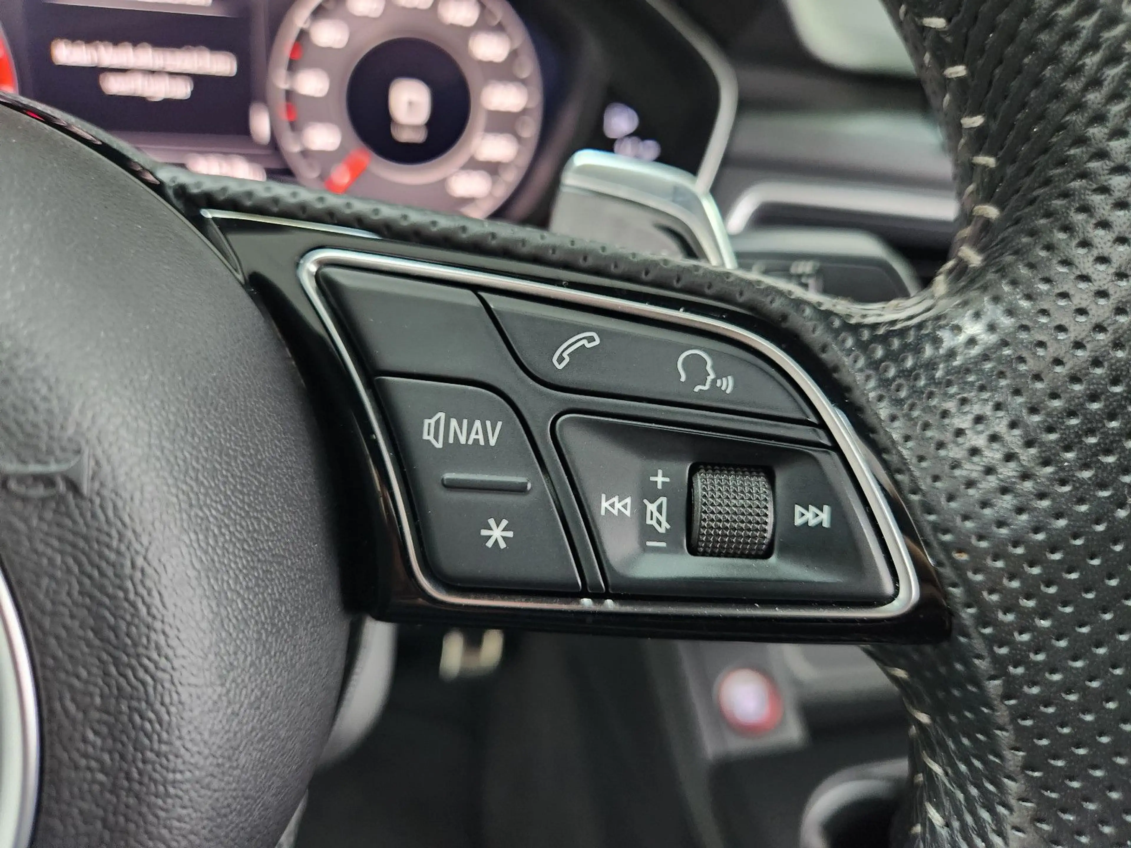 Audi RS5 Coupé quattro Pano SHZ LED Kam. Tel. — photo 18