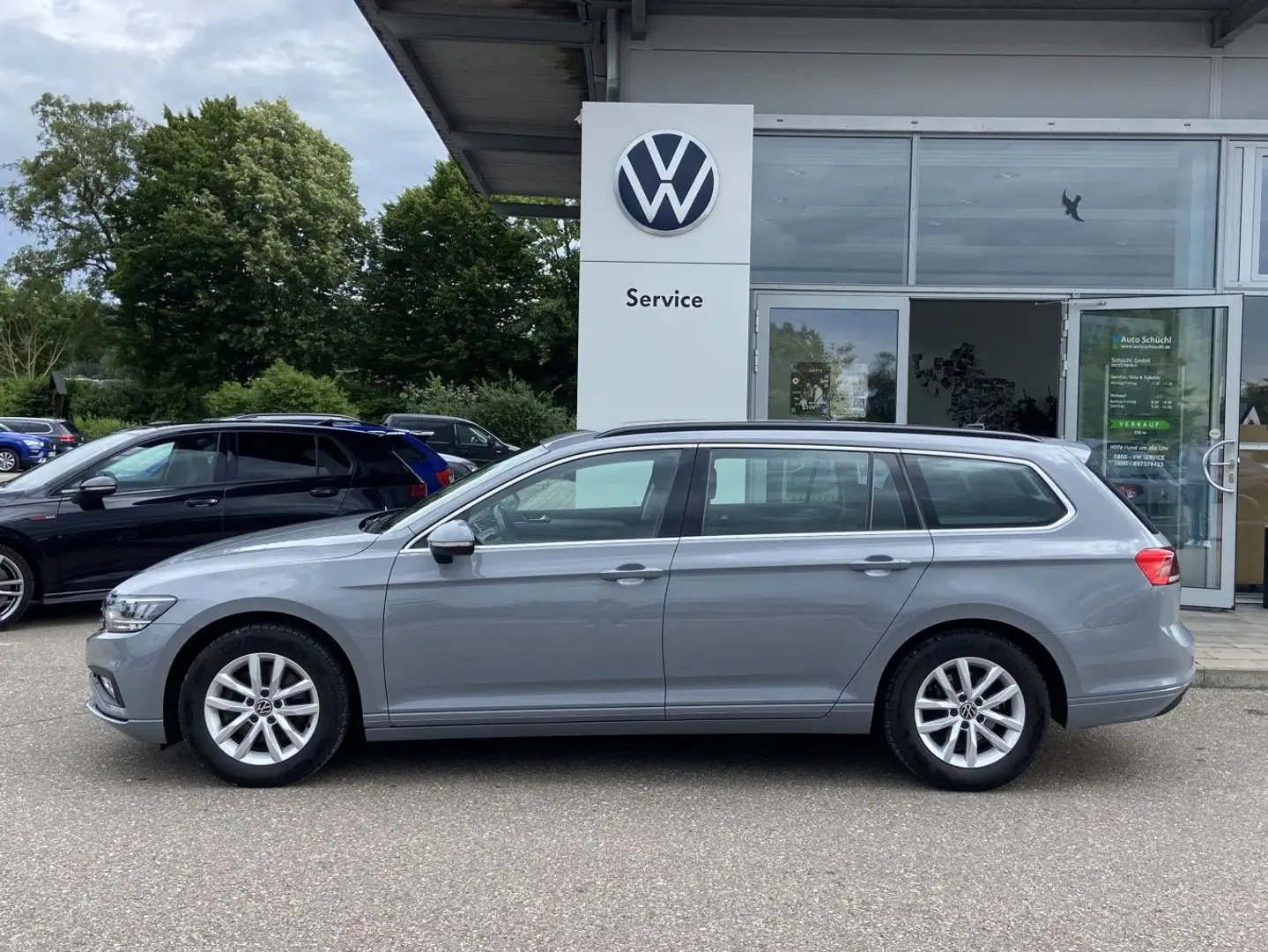 Volkswagen Passat Variant 1.5 TSI BUSINESS NAVI+LED+APP-CON Grau - 2
