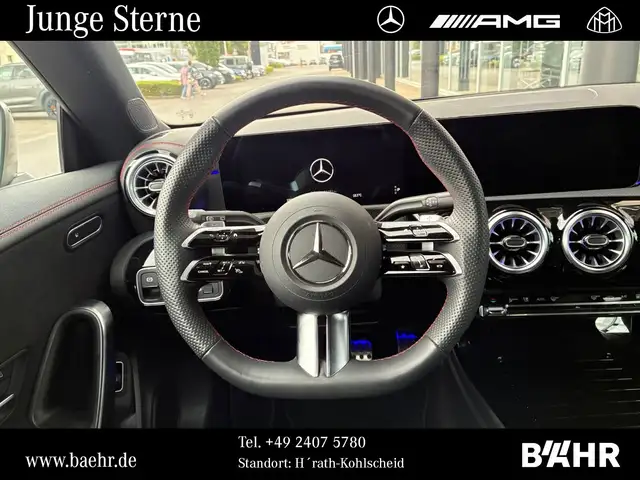 Mercedes-Benz 250 view 13