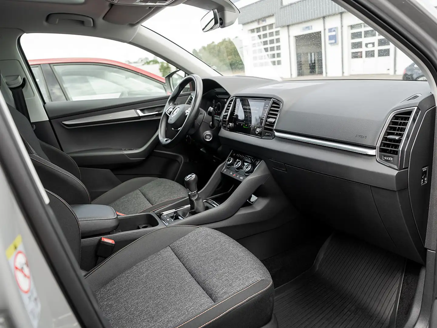 Skoda Karoq 1.5 TSI Clever Standheizung Panorama Kl Gris - 2