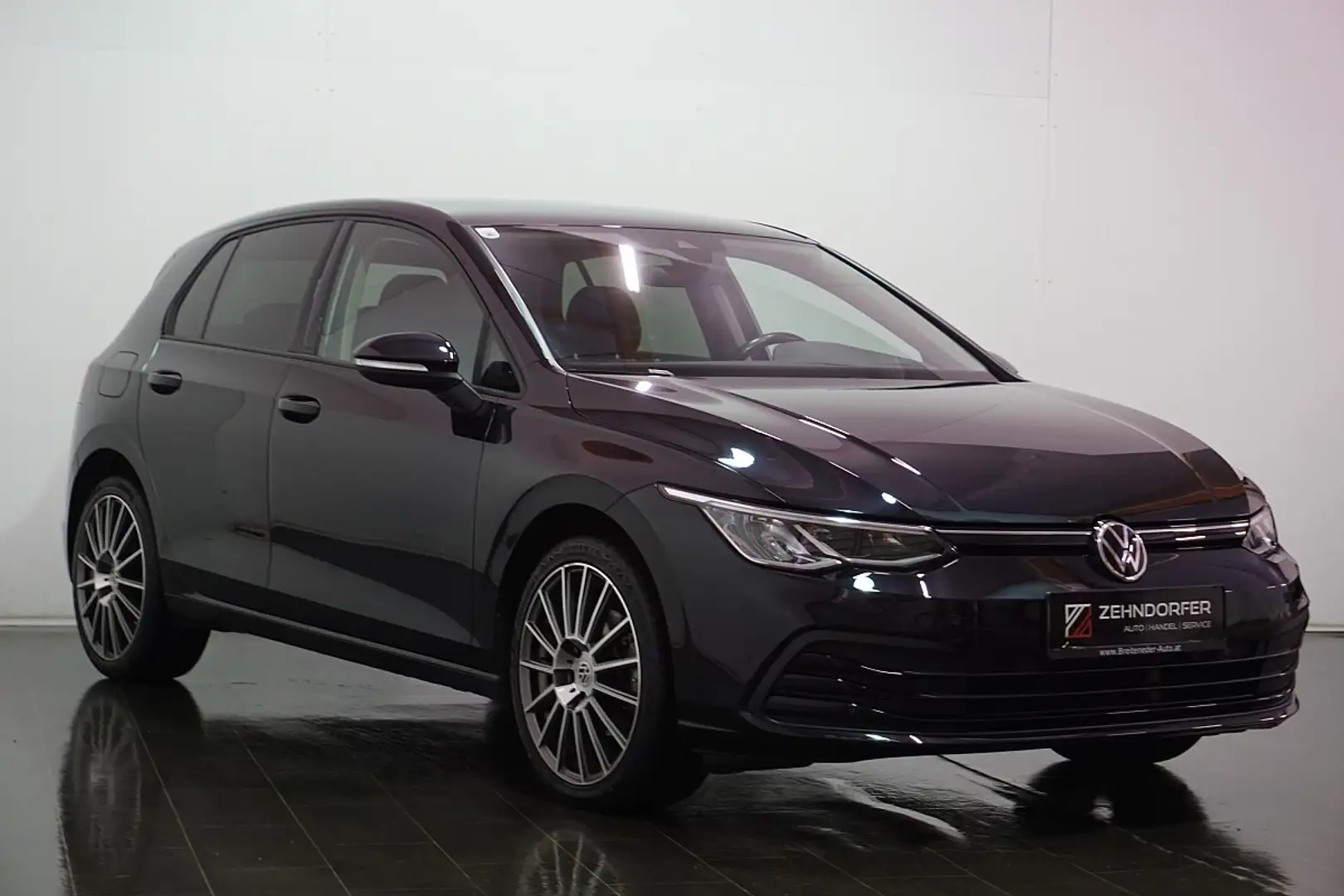 Volkswagen Golf 2,0 TDI Life / NAVI / LED / Ambientelicht / Ser... Schwarz - 2