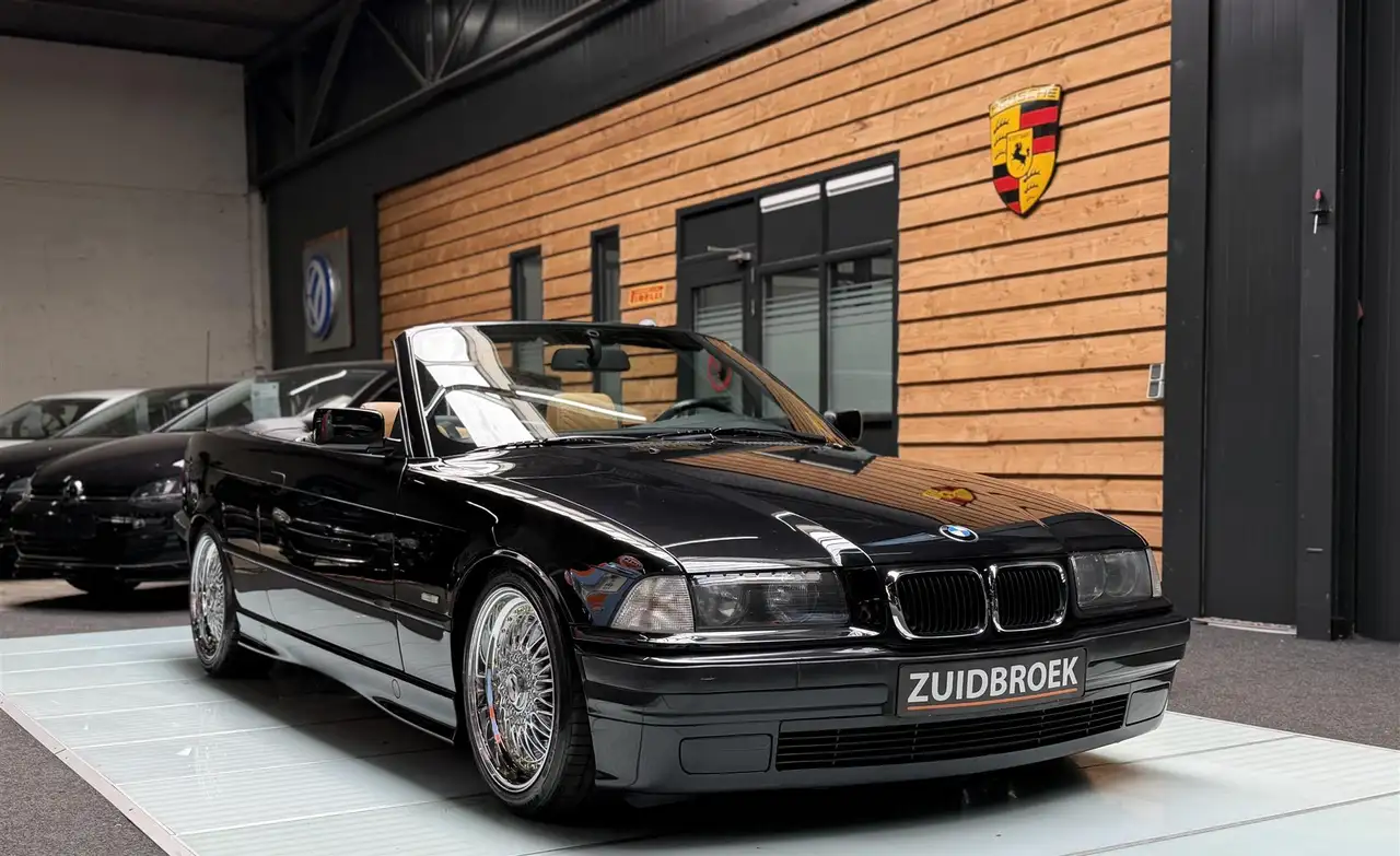 BMW 318 Cabrio 318i Aut Uniek! | 66DKM | Vol optie | High, foto 7