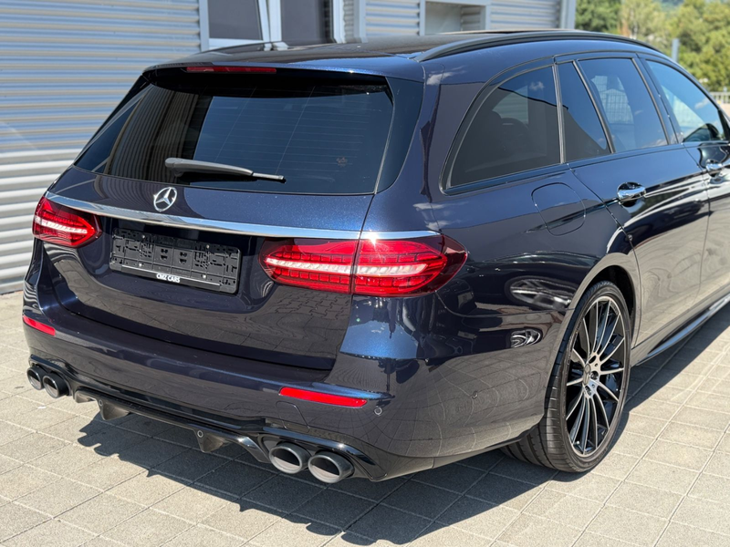 Mercedes-Benz E 53 AMG T-Modell 4Matic+*SAGA*PANO*MBUX* — photo 9